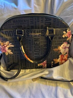 Steve Madden Bag